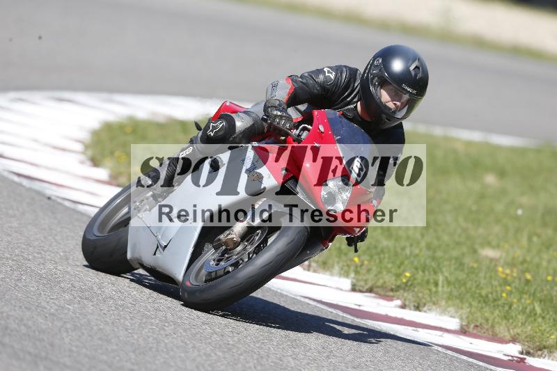 /48 25.08.2025 Cornu Master School ADR/gruen-vert/3